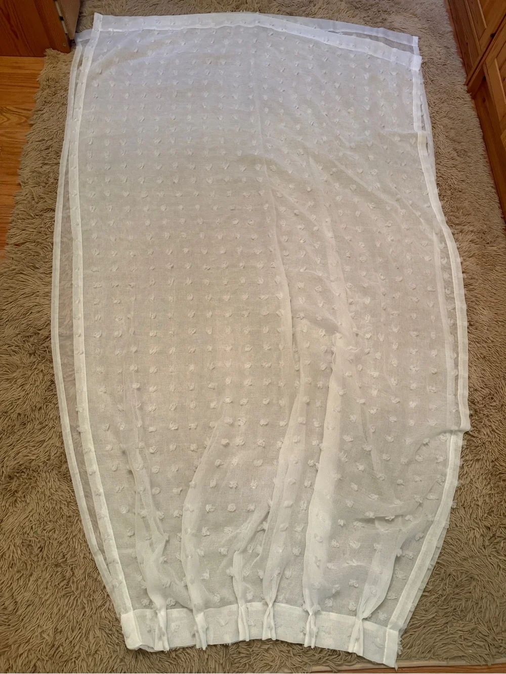 5 pieces Sheer Dot Textured Window Curtain Panel white color excellent condition